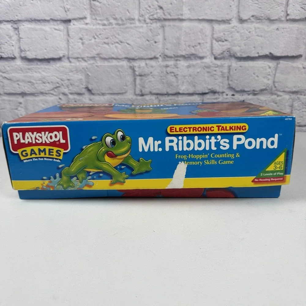 Mr. Ribbit's Pond Frog Hoppin' Counting & Memory Skills Game NOS Playskool 1996